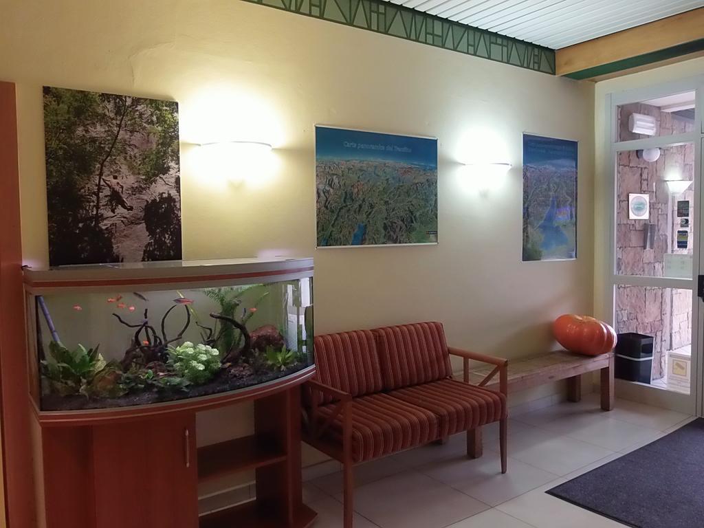 Hotel Vezzano Buitenkant foto