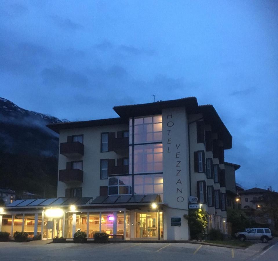 Hotel Vezzano Buitenkant foto